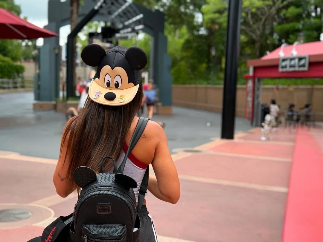 Gracias%20por%20seguir%20creando%20momentos%20tan%20m%C3%A1gicos%20%E2%9C%A8%F0%9F%8F%B0%F0%9F%A4%8D@disneyparks%20@waltdisneyworld%20@disneyworld.%20(4).jpg 6a2bf4badb7e9
