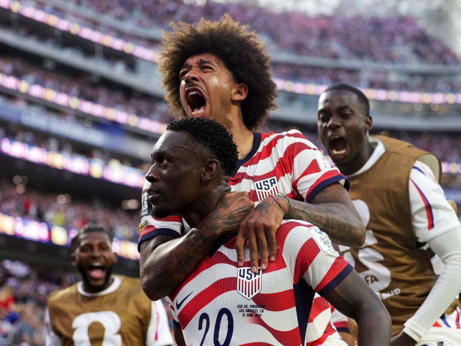 Estados Unidos barrió a Paraguay en el debut y arrancó el Mundial con un contundente 4 a 1