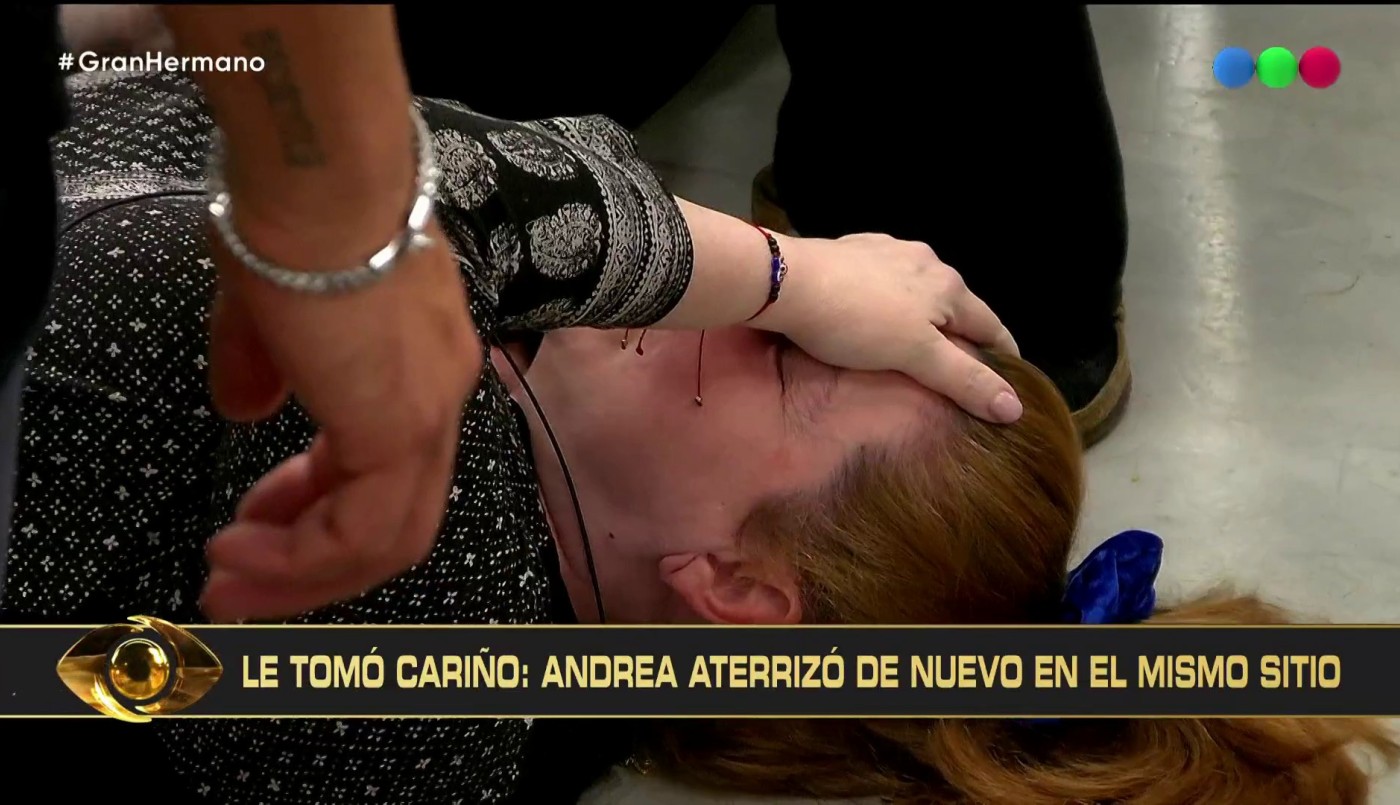 Andrea del Boca se volvió a caer y en el mismo lugar de la casa de Gran Hermano | Mejores momentos