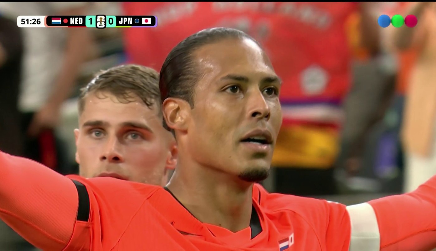 El golazo de cabeza de Virgil van Dijk para el 1-0 de Países Bajos a Japón | Mejores Momentos