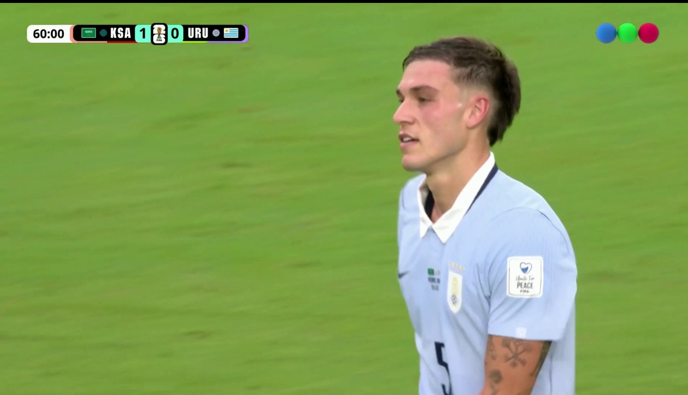 Remate de Manuel Ugarte al palo | Arabia Saudita vs. Uruguay | Mejores Momentos