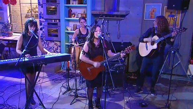 Mavi Díaz y Las Folkies: "Por ti" - "El cajoncito" | Mejores momentos