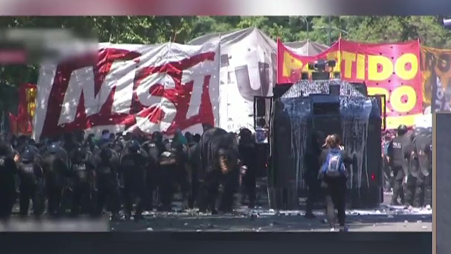 Excarcelaciones de manifestantes violentos | Popurrí de noticias