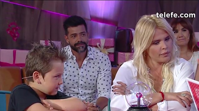 Nazarena Vélez se somete al cuestionario de sus hijos | El diván de Vero