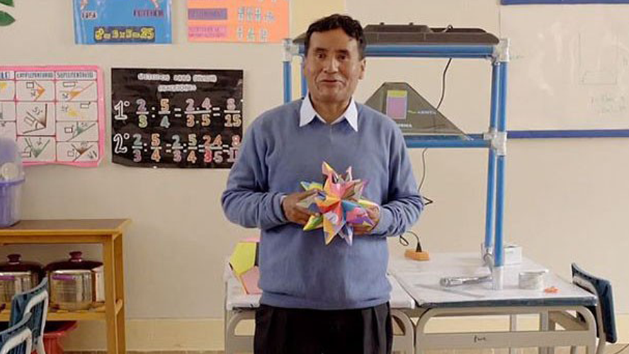 Con su perseverancia este hombre pasó de limpiar pisos en un supermercado a ser nominado por el Premio Nobel de la Educación | Sociedad