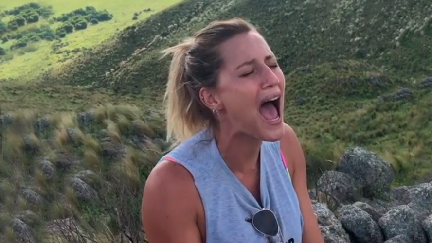 El extraño método para meditar de Mica Viciconte | Influencers