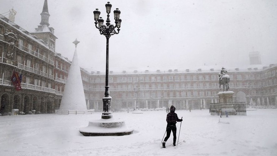 Madrid quedó aislada por las fuertes nevadas | Sociedad