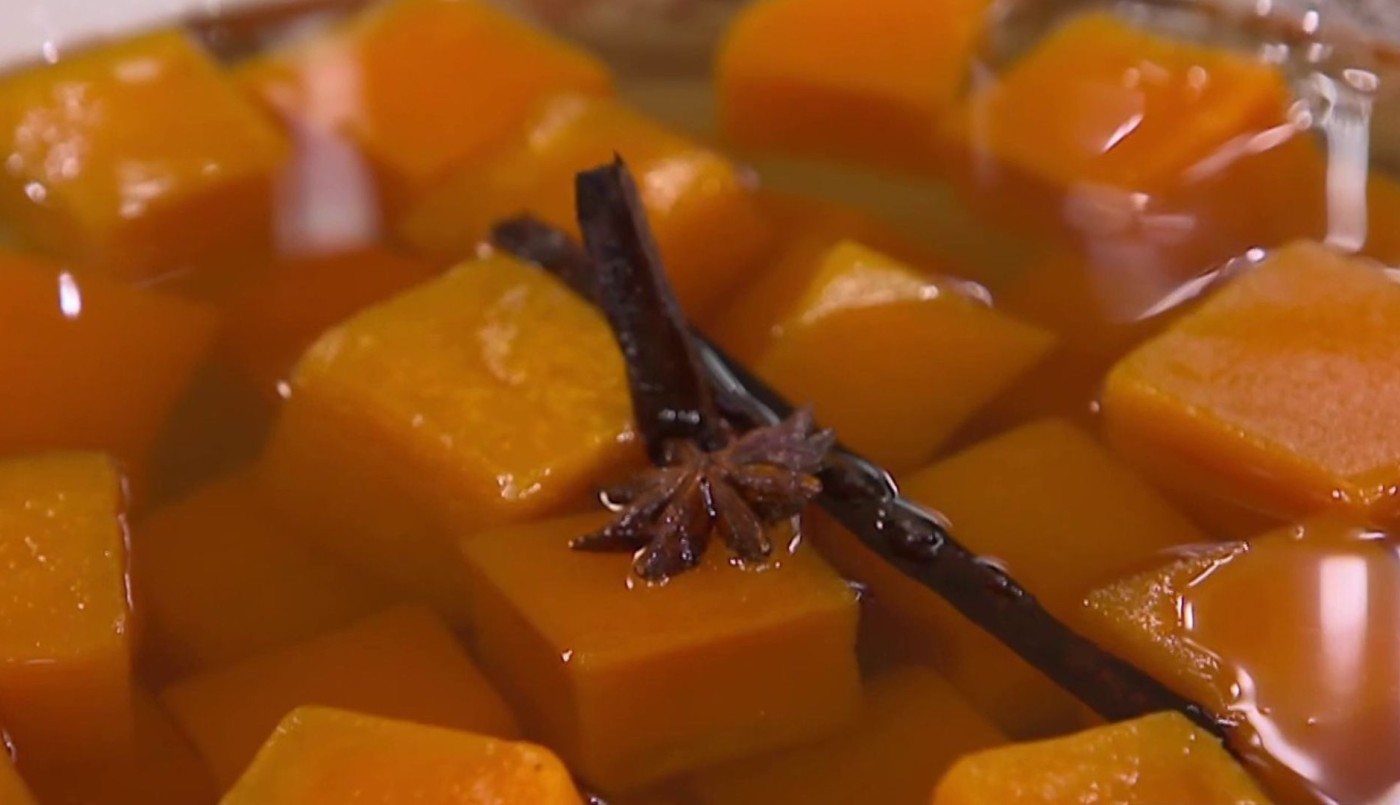 Receta de zapallitos en almíbar con mousse de queso | Recetas
