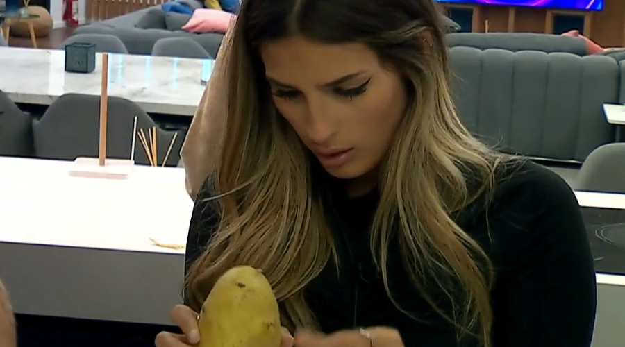 Julieta no sabía cómo son papas descubrió pelándolas | Mejores momentos