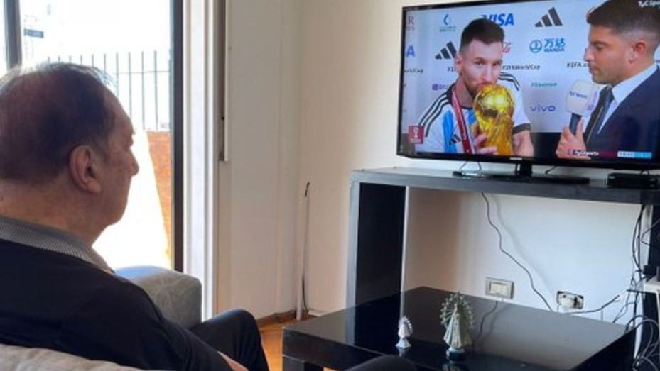 Lo mira por TV: la emotiva imagen de Bilardo con Argentina tricampeón | Novedades