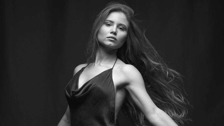 Claire Delic estrena su álbum debut con la propuesta musical "12 plagios" | Noticias