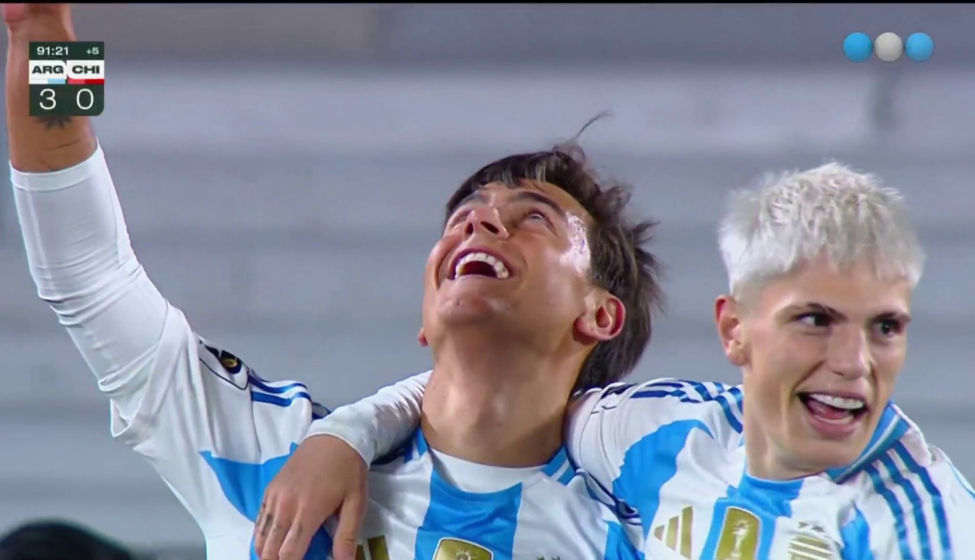 Zurdazo de Paulo Dybala para el 3 a 0 - Argentina vs. Chile | Mejores momentos