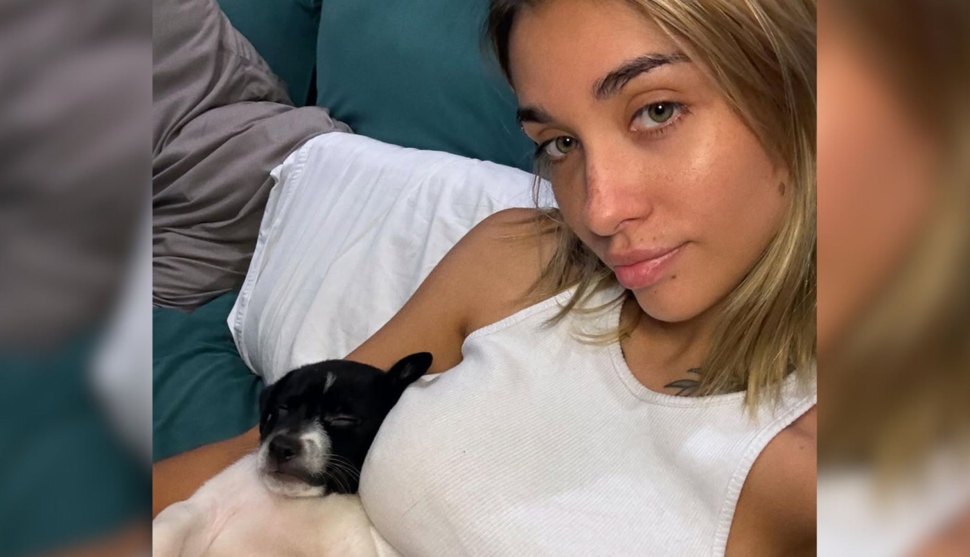María Becerra reveló el motivo por el que sus perros viajan en avión privado: "En un asiento cada uno" | Espectáculos