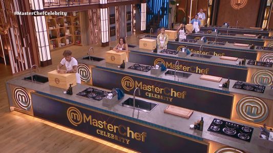 Sorpresa en Masterchef Celebrity: el jurado cambió la consigna de las cajas misteriosas