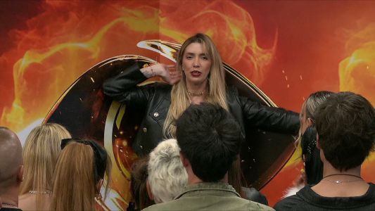 Gran Hermano expulsó a Carmiña por sus dichos racistas sobre Mavinga