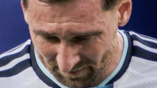 Lionel Messi explicó por qué lloró tras el primer gol ante Argelia: "Pasé unos días difíciles"