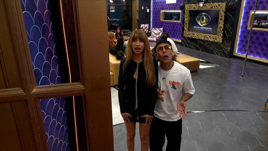 Brian Sarmiento juega junto con Sol Abraham y comenzaron las represalias
