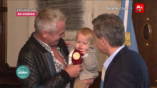 Mirko conoce al presidente Mauricio Macri