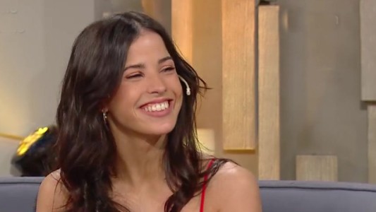Cande Molfese presentó #LadoV de La Voz Argentina