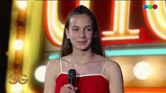La chica de 12 años que aprendió a cantar lírico por internet