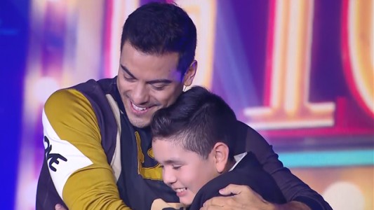 El niño que cumplió su sueño cantando con Carlos Rivera