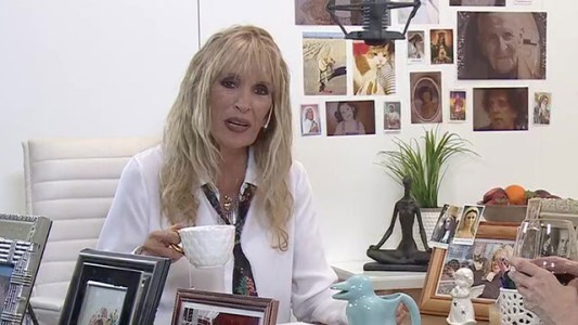 Recreamos "Te escucho" con Luisa Delfino