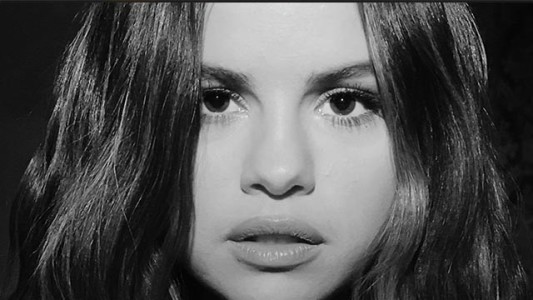 Selena Gómez le dedicó una canción a Justin Bieber y Hailey Baldwin le respondió