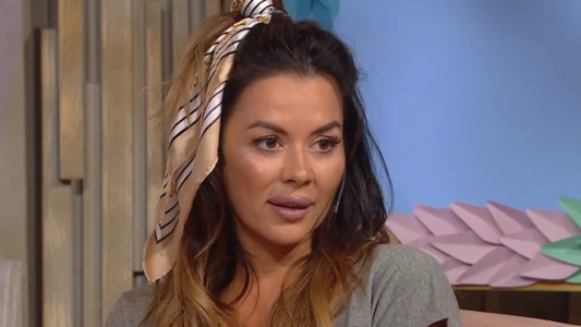 Karina Jelinek en el diván