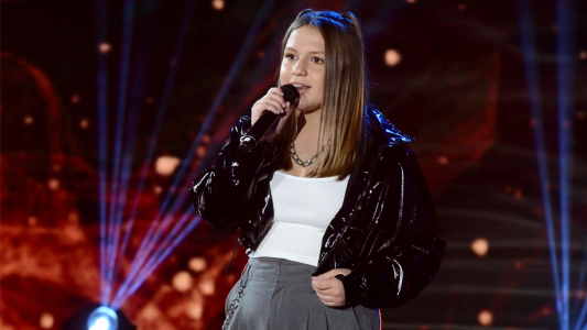Hija de “El Polaco” y Karina “La Princesita”: ¡Sol Cwirkaluk brilló cantando en Pequeños Gigantes!