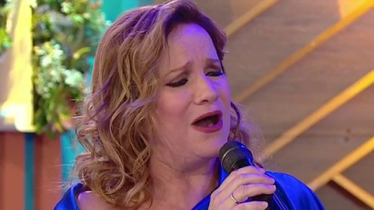 Los Pimpinela cantan en vivo en La Peña