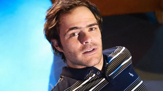 Peter Lanzani se convirtió en aviador por un día