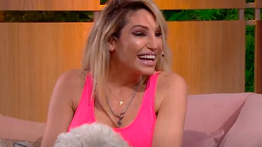 Vicky Xipolitakis se confesó con Vero.