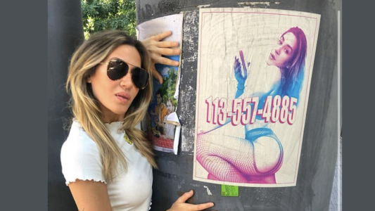 Polémica por los carteles callejeros que utilizó Jimena Barón para promocionar su música