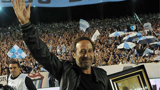 Guillermo Francella celebró el triunfo de Racing recreando un MEME