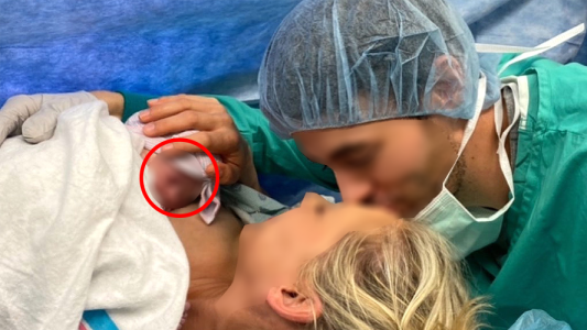 Se filtraron las primeras fotos del bebé de una famosa pareja