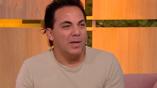 Cristian Castro confesó todo en el diván.