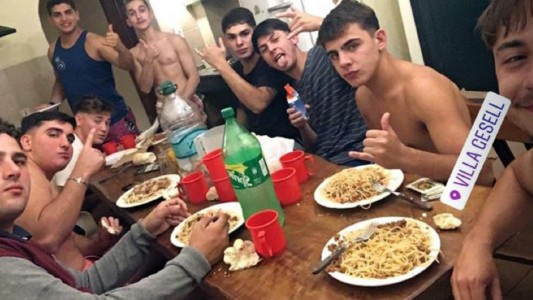 Los chats de los rugbiers después de matar