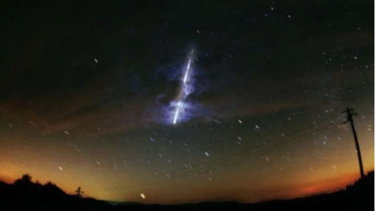 El cielo de México se iluminó con la caída de un meteorito: ¡mirá los videos!