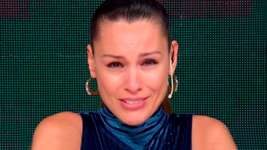 Pampita se quebró en vivo