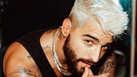 Maluma compartió su número de teléfono con sus seguidores