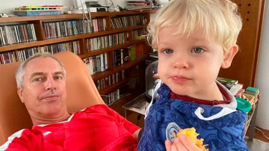 ¡Mirko se enojó porque su papá no conduce!