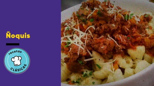 Un clásico: ñoquis de papa con salsa boloñesa