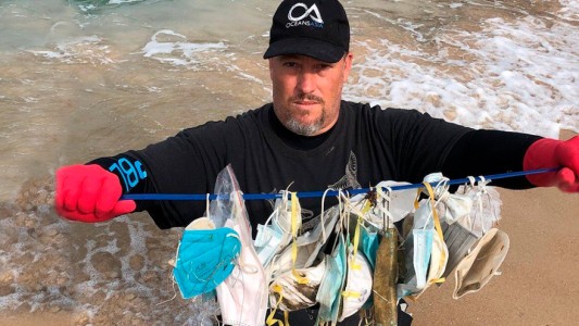 Reutilizar barbijos y reducir contaminación: un gran proyecto científico argentino