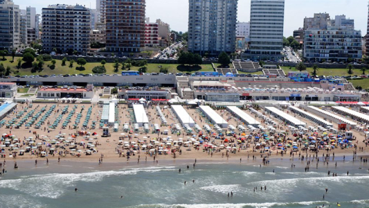 El Ministerio de Turismo y Deportes ratificó que habrá verano 2021 en el país.