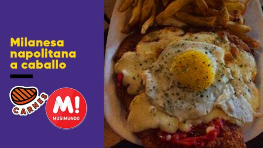 Milanesa napolitana a caballo