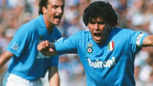 Decretan 24 horas de duelo en Nápoles por la muerte de Diego Maradona