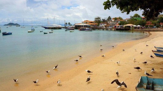 Coronavirus: turistas deben abandonar Buzios en 72 hs por un rebrote