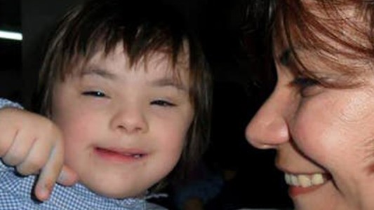 La Plata: Absuelven al padre niño con síndrome de down que cayó de un balcón