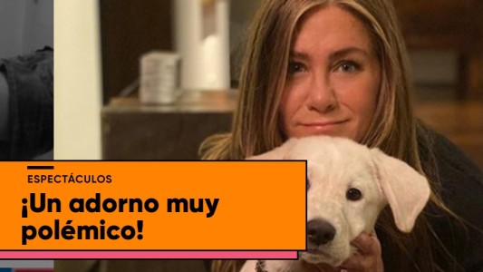 El polémico adorno navideño de Jennifer Aniston
