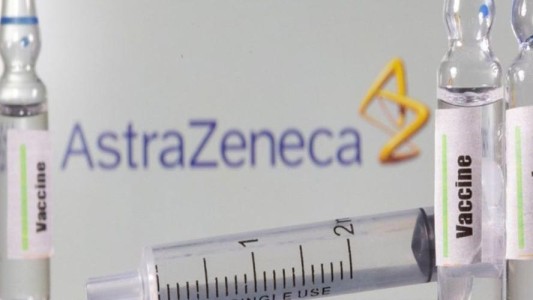 La Anmat aprobó el uso de la vacuna de AstraZeneca en la Argentina